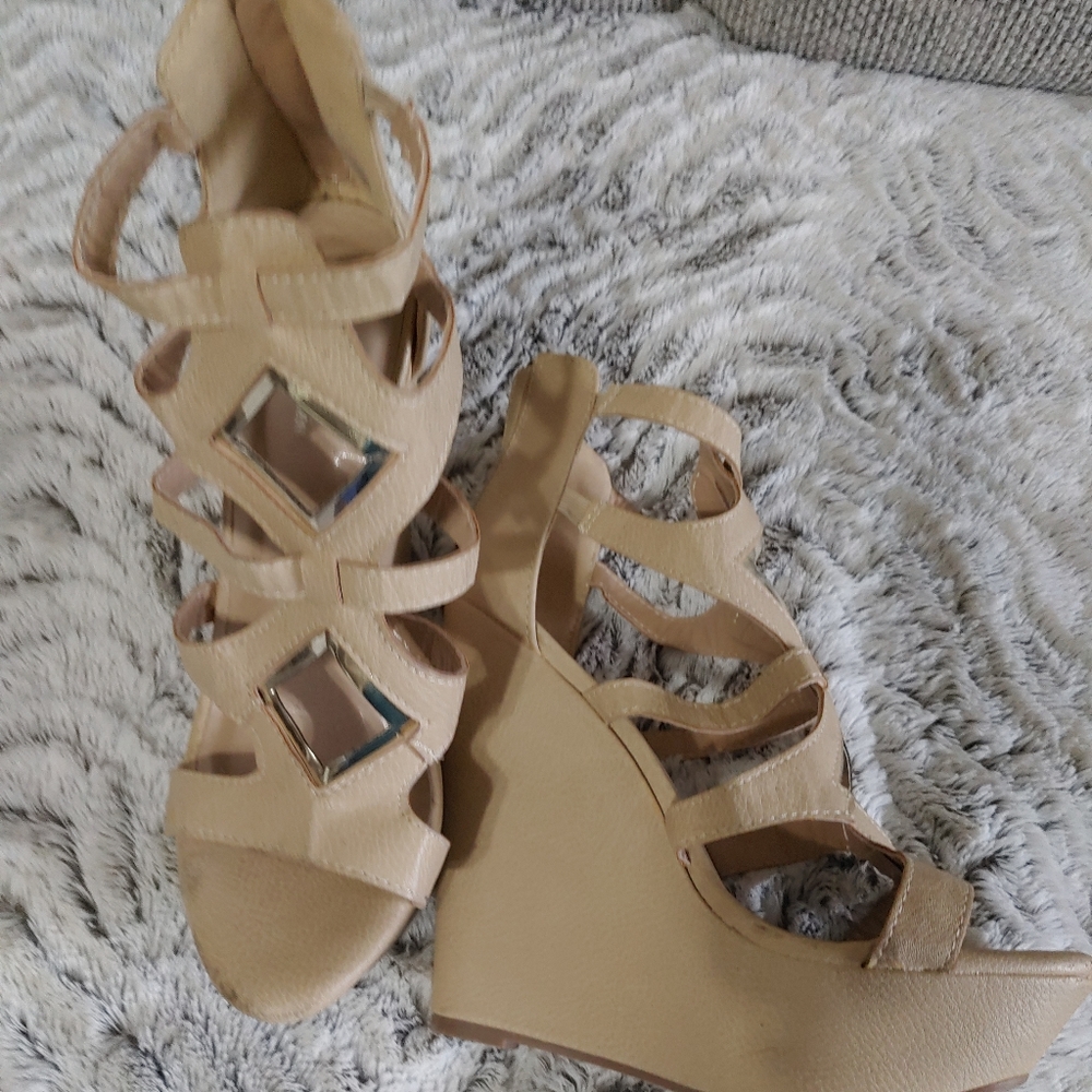 John Romaine Nude Wedges size 8